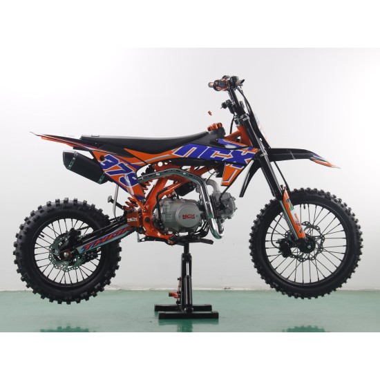 Thor Evolution 17/14 125cc 4T benzines cross fekete/narancs